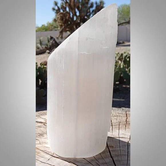SELENITE slanted lamp Crown CHAKRA : Purification 01 - Picture 8 of 13